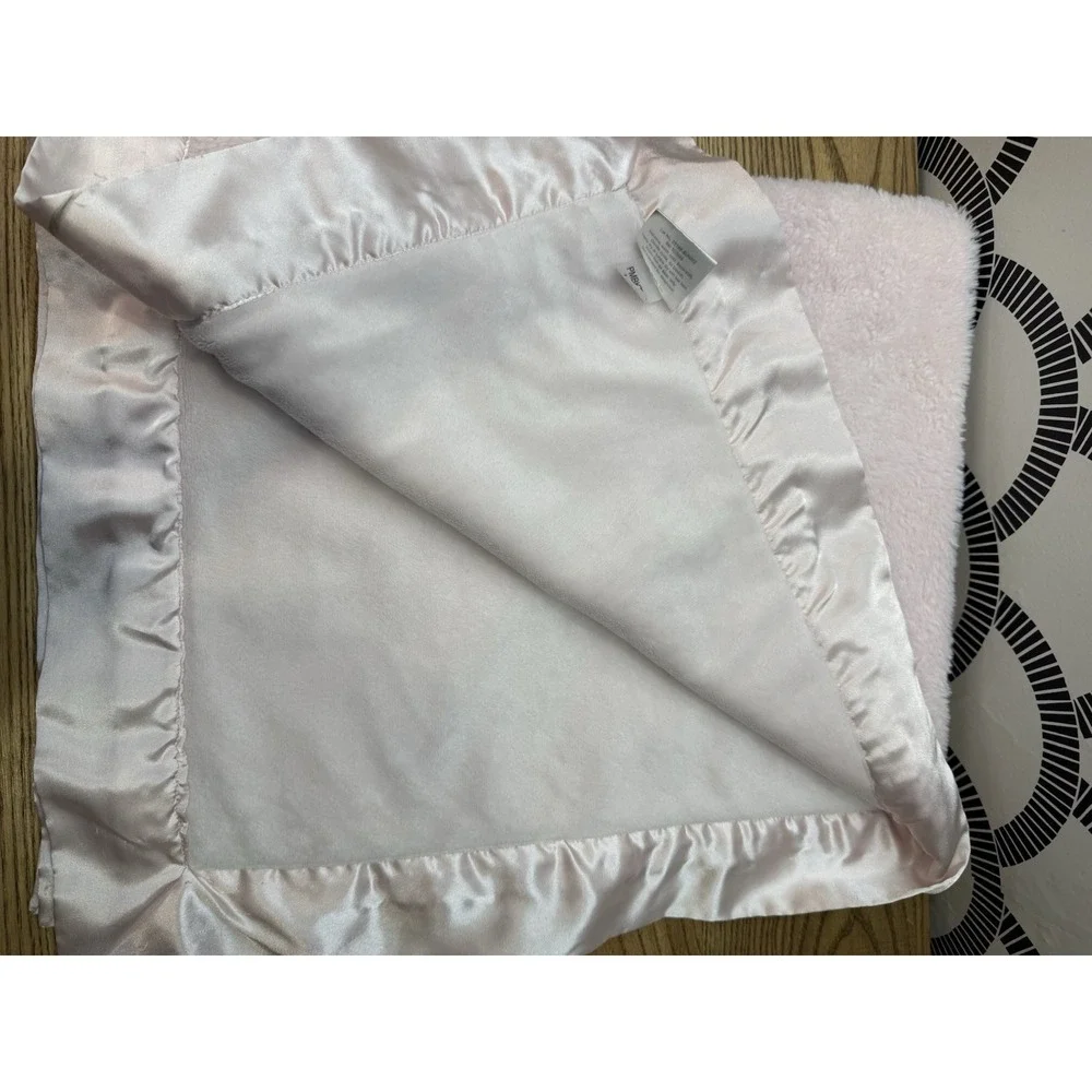 Little Giraffe Pink Baby Blanket Satin Edge 34
